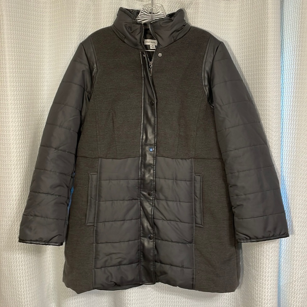 Susan Graver Gray Puffer Jacket.  sz M